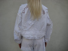 Load image into Gallery viewer, Lace Crewneck