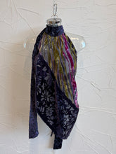 Load image into Gallery viewer, Velvet Halterneck Top