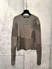Load image into Gallery viewer, Fitted Cashmere Sweater
