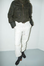 Load image into Gallery viewer, The Narrow - Dirty White