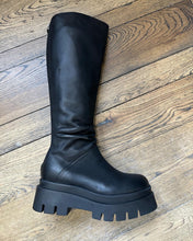 Load image into Gallery viewer, Tall Leather Boots