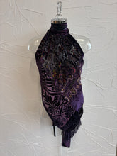 Load image into Gallery viewer, Velvet Halterneck Top