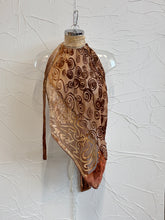 Load image into Gallery viewer, Velvet Halterneck Top