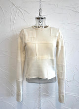 Load image into Gallery viewer, Fitted Cashmere Sweater