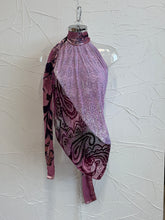 Load image into Gallery viewer, Velvet Halterneck Top