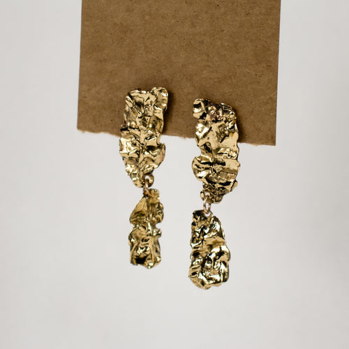 Brass Double Wave Seaweed Stud