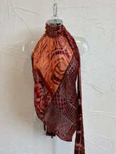 Load image into Gallery viewer, Velvet Halterneck Top