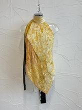 Load image into Gallery viewer, Velvet Halterneck Top