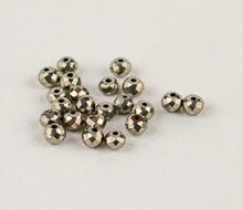 Load image into Gallery viewer, Hand Beaded Gold Figaro Necklace