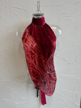 Load image into Gallery viewer, Velvet Halterneck Top