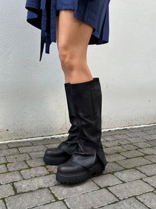 Slit Zipper Boots