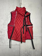 Load image into Gallery viewer, Quilted Buckle Vest