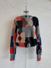Load image into Gallery viewer, Argyle Crewneck