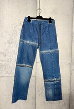 Load image into Gallery viewer, Dad Jeans - Blue