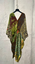 Load image into Gallery viewer, Velvet Fringe Dress