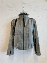 Load image into Gallery viewer, Zip Up Plaid Jacket