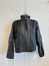 Load image into Gallery viewer, Zip Up Plaid Jacket