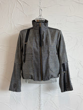 Load image into Gallery viewer, Zip Up Plaid Jacket