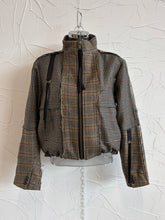 Load image into Gallery viewer, Zip Up Plaid Jacket