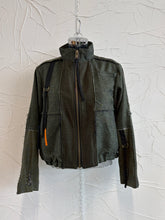 Load image into Gallery viewer, Zip Up Plaid Jacket