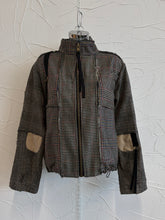 Load image into Gallery viewer, Zip Up Plaid Jacket