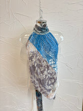 Load image into Gallery viewer, Velvet Halterneck Top