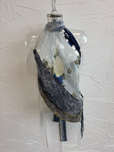 Load image into Gallery viewer, Velvet Halterneck Top
