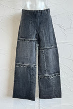 Load image into Gallery viewer, The Wide - Grayish