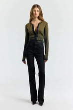 Load image into Gallery viewer, Verona Henley - Carbon Cast