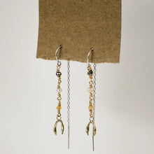 Load image into Gallery viewer, Horseshoe Beaded Threader Earrings
